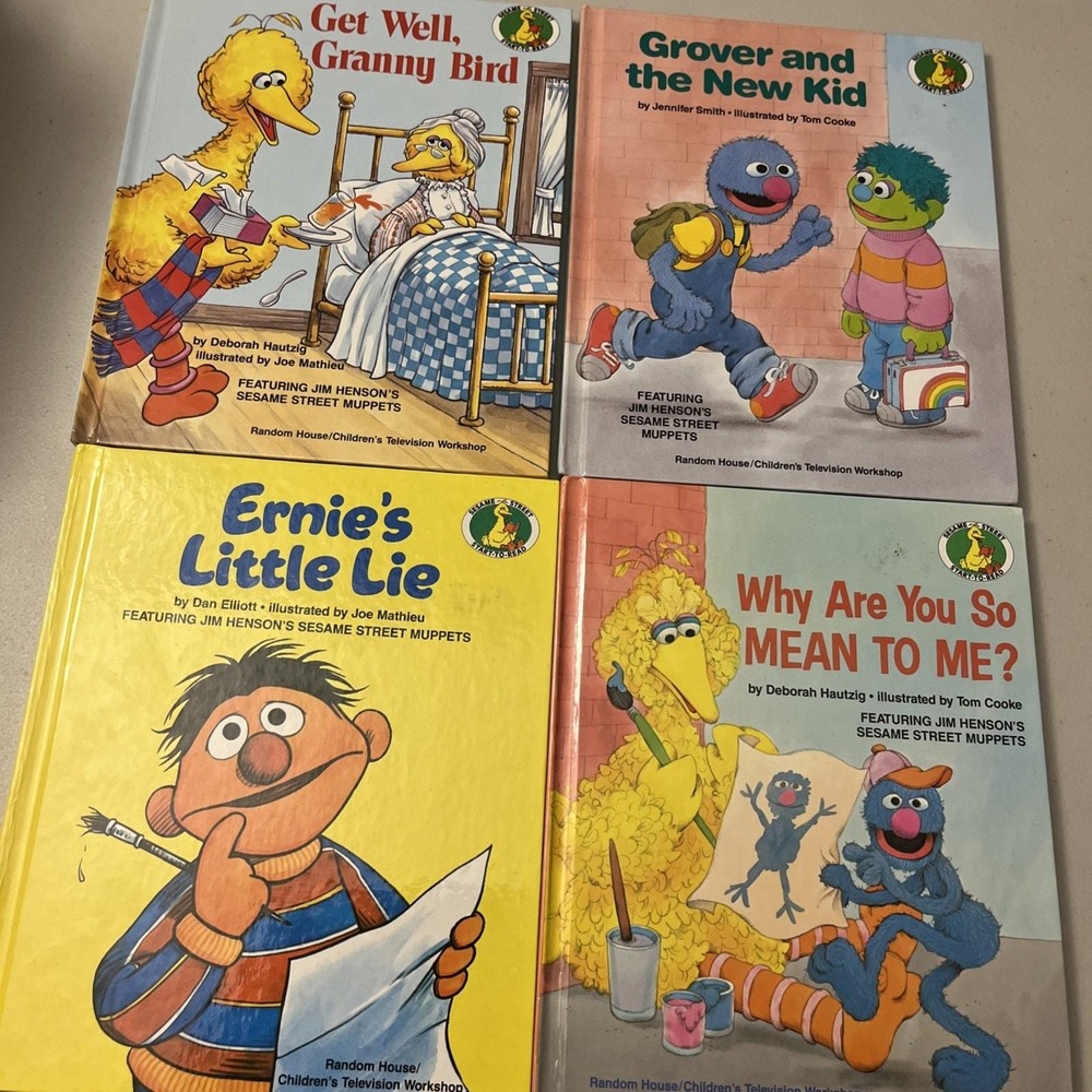 Vintage Sesame Street Books Start to Read Lot of 4 Hardcover Illustrated 1986